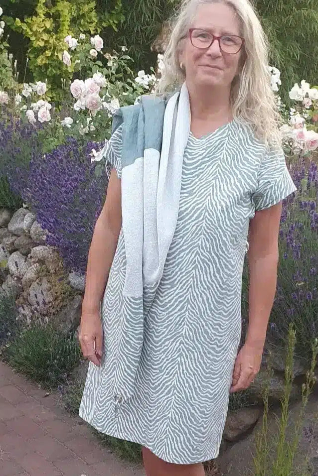 Sommerkleid Zebra, salbeigrün