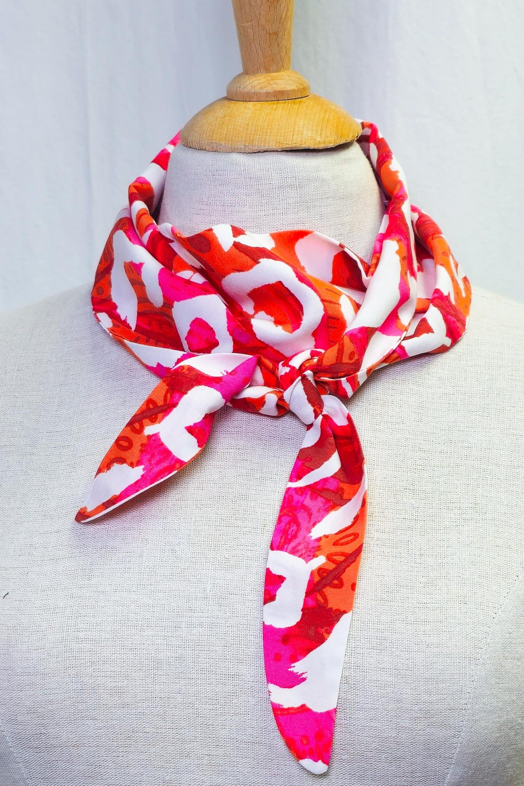Karabinertuch Leo Orange-Pink-Weiß