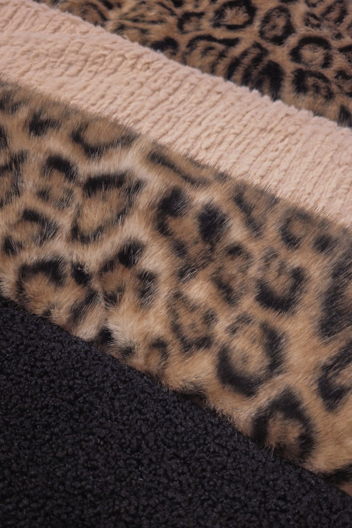 Karabinertuch Leo Cosy