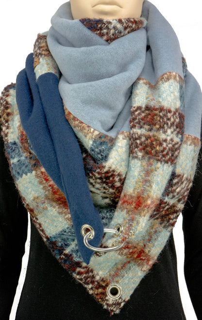 Dreieckstuch mit Karabiner, Wollmix in Blau-Braun Nuancen