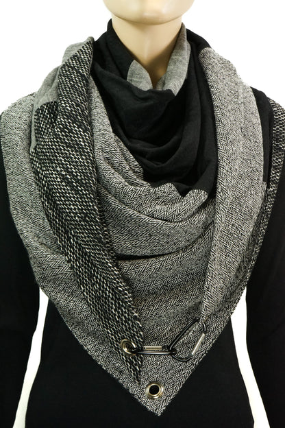 Dreieckstuch mit Karabiner, Wintermix in schwarz und grau