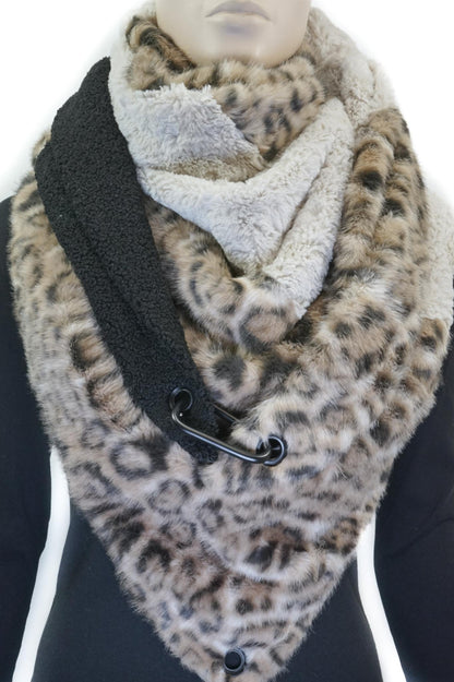 Karabinertuch Leo Cosy