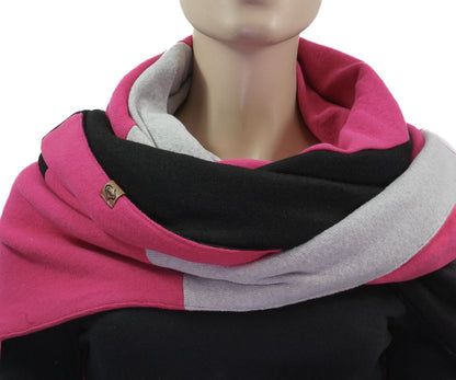 Dreieckstuch mit Karabiner, Colourblocking in weichem Strick, pink-grau-schwarz