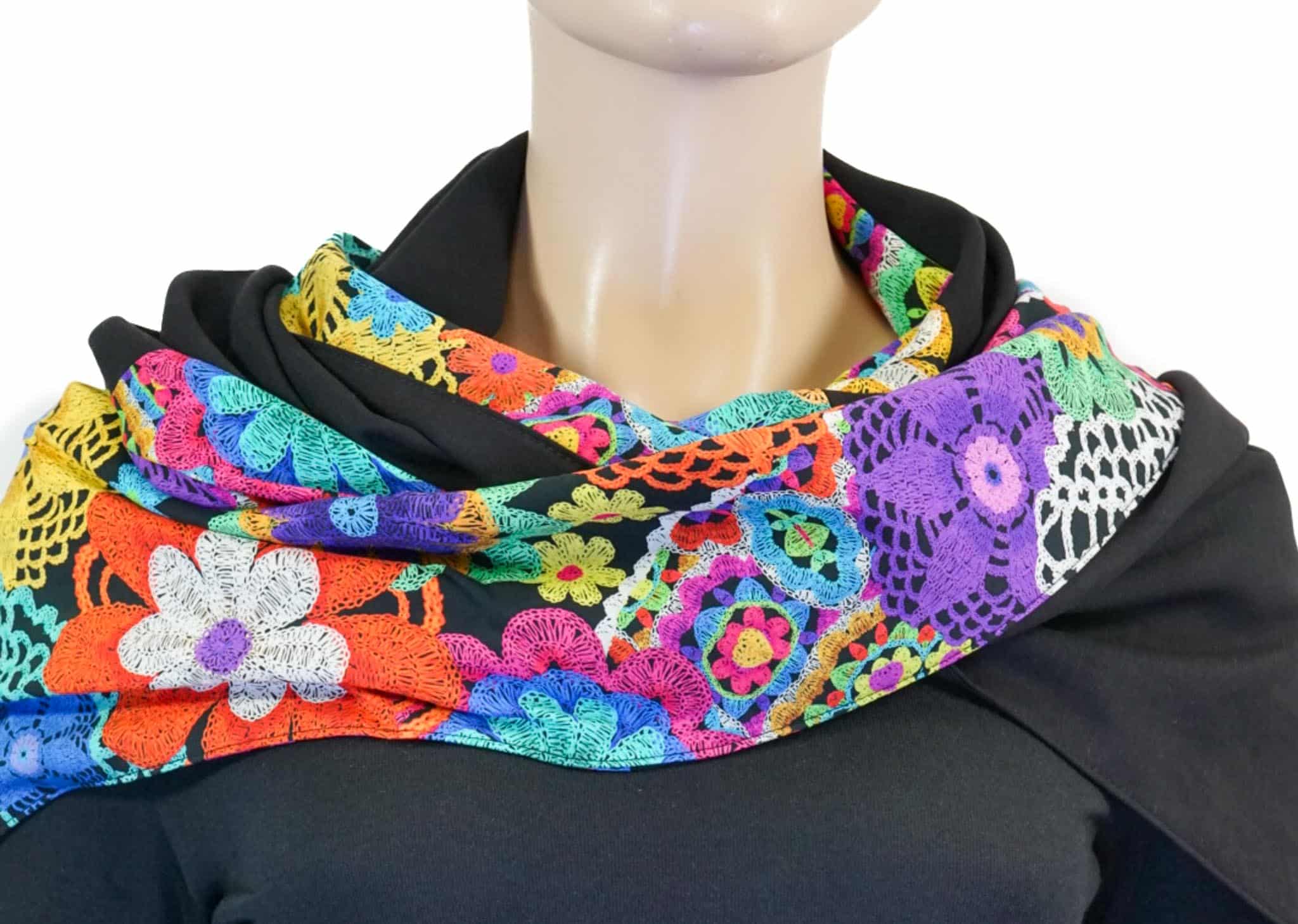 Dreieckstuch mit Karabiner, Sommertuch FlowerPower mit schwarz