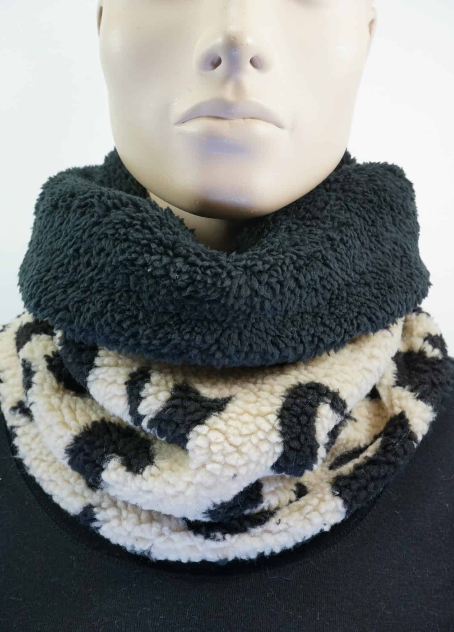 MAXI Loop | Leo Creme &amp; Schwarz | Wendeloop
