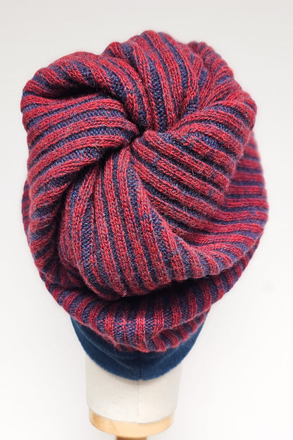 Set aus Loop &amp; TWIST-Mütze | Rot-Blau gestreift | Merinostrick &amp; Fleece