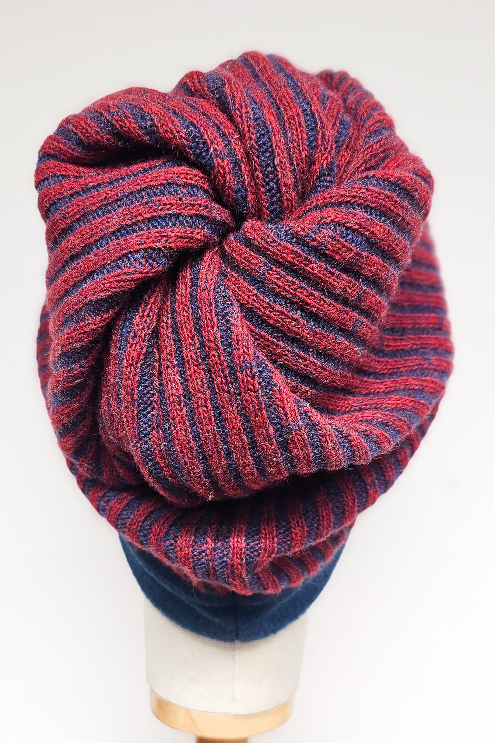 TWIST Mütze | Merinostrick rot-blau gestreift | Fleece innen
